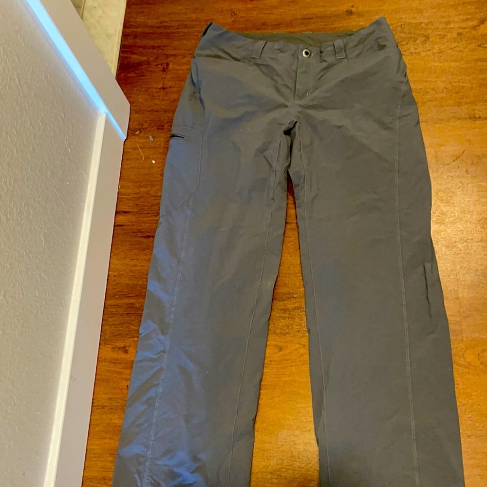 Patagonia women’s grey hiking pants